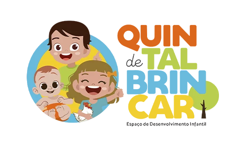 logo quintal de brincar